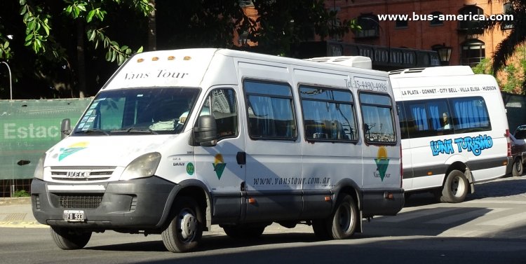 Iveco Daily 55C16 (en Argentina) - Vans Tour
IFD933

Van Tour (Buenos Aires), interno 02
