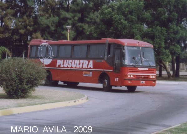Busscar El Buss (en Argentina) - PLUSULTRA
SALIENDO  DE  TERMINAL  RIO 1 .
