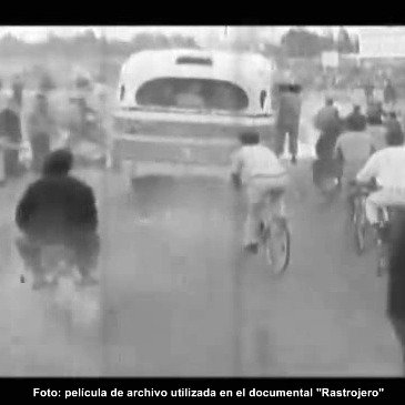 Vehículo en prov. de Córdoba
Fotografía extraída de película de archivo utilizada en el documental "Rastrojero"
