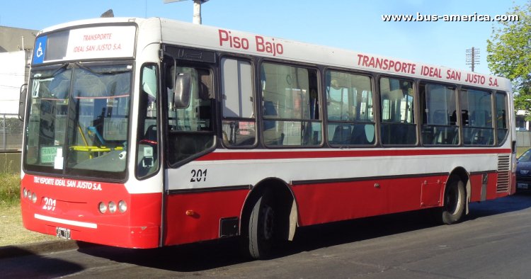 Mercedes-Benz OH 1618 L SB - Metalpar Iguazú 2007 - Transp. Ideal San Justo
JPL 707
[url=https://bus-america.com/galeria/displayimage.php?pid=68013]https://bus-america.com/galeria/displayimage.php?pid=68013[/url]
[url=https://bus-america.com/galeria/displayimage.php?pid=68014]https://bus-america.com/galeria/displayimage.php?pid=68014[/url]
[url=https://bus-america.com/galeria/displayimage.php?pid=68015]https://bus-america.com/galeria/displayimage.php?pid=68015[/url]
[url=https://bus-america.com/galeria/displayimage.php?pid=68016]https://bus-america.com/galeria/displayimage.php?pid=68016[/url]
[url=https://bus-america.com/galeria/displayimage.php?pid=68017]https://bus-america.com/galeria/displayimage.php?pid=68017[/url]
[url=https://bus-america.com/galeria/displayimage.php?pid=68019]https://bus-america.com/galeria/displayimage.php?pid=68019[/url]

Línea 621 (Pdo.La Matanza), interno 201 [desde 2023]
Ex línea 86 (Buenos Aires), interno 1118 [¿? - 2023]
Ex línea 100 (Buenos Aires), interno 4876
Ex línea 100 (Buenos Aires), interno 46
Ex línea 60 (Buenos Aires), interno 6180

El último Iguazú 2007 (original), no articulado en circulación en una línea
¿Antes de la línea 60 circuló en algún lado?
