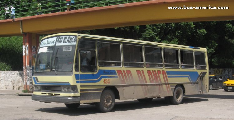 Mercedes-Benz OHL 1320 - Alcar 4-94 - Nstra.Sra.Río Blanco
Línea 7B (S.S.Jujuy), interno 132
