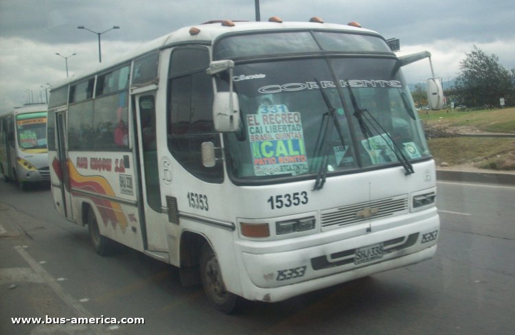 Isuzu NPR - Indubo Latino - Flota Usaquen
SHJ-338

Ruta 331 (Bogotá), unidad 15353
