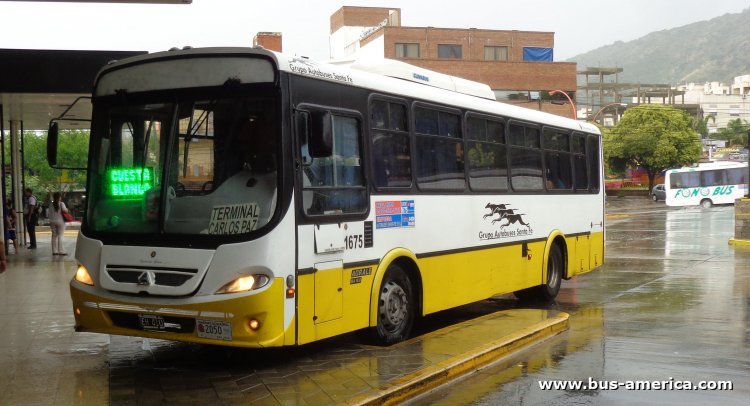 Agrale MA 15.0 - Galicia Orensano - Autobuses Santa Fe
OEH 410
[url=https://bus-america.com/galeria/displayimage.php?pid=55018]https://bus-america.com/galeria/displayimage.php?pid=55018[/url]
[url=https://bus-america.com/galeria/displayimage.php?pid=55019]https://bus-america.com/galeria/displayimage.php?pid=55019[/url]

Autobuses Santa Fe (Prov. Córdoba), interno 1675, patente provincial 2050
