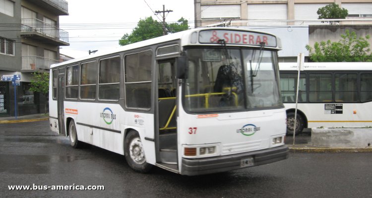 Zanello UN 960 - BiMet - Litoral Bus
RJC 831 - ex patente B.2285555

Litoral Bus (S.Nicolás - Siderar), interno 37


Archivo originalmente posteado en junio de 2019

