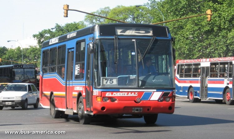 Mercedes-Benz OH 1115 L SB - Marcopolo Vale - El Puente
Línea 75 (Buenos Aires), interno 201
