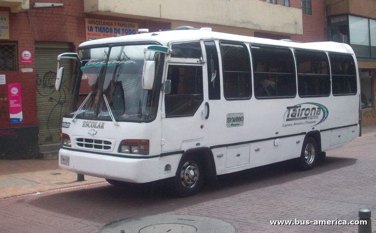 Chevrolet Isuzu NPR - CSI - Tairona Express
SYM-680
[url=https://bus-america.com/galeria/displayimage.php?pid=52646]https://bus-america.com/galeria/displayimage.php?pid=52646[/url]

Tairon Express, unidad 823
