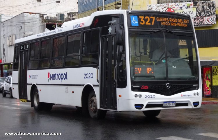 Mercedes-Benz OF 1621 - Nuovobus Cittá PH 0071 - Metropol , Libertador San Martín
AH 354 HJ

Línea 327 (Prov.Buenos Aires), interno 2020
