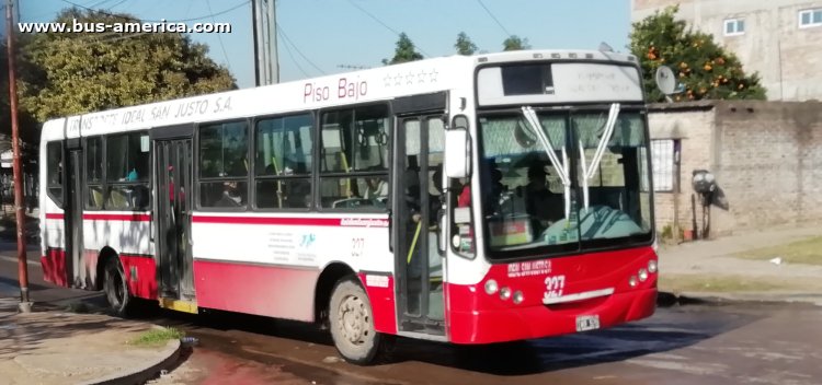 Mercedes-Benz OH 1618 L SB - Metalpar Iguazú 2010 - Crovara y 700
IWD 928

Línea "Crovara y 700 - Los Tulipanes" (Pdo.La Matanza), interno 327
Ex línea 621 (Pdo. La Matanza), interno 327
