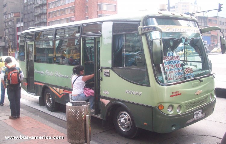 Isu NPR - Estelar - Flota Blanca
VDD-578

Ruta 83 (Bogotá), unidad 25225
