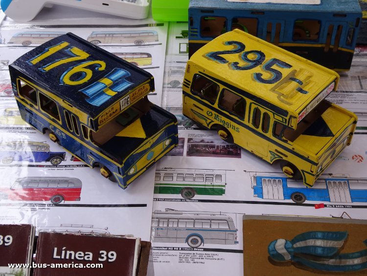 Bus America - EGS & O'Higgins [juguete / miniatura]
Línea 176 (Buenos Aires) [juguete / miniatura]

&

Línea 295 (Prov.Buenos Aires) [juguete / miniatura]
