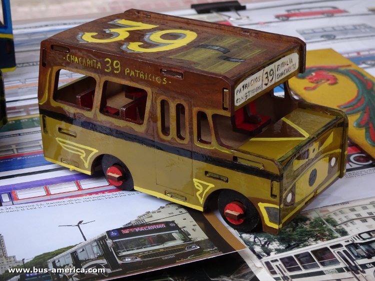 Bus America - Santa Fe [juguete / miniatura]
Línea 39 (Buenos Aires) [juguete / miniatura]
