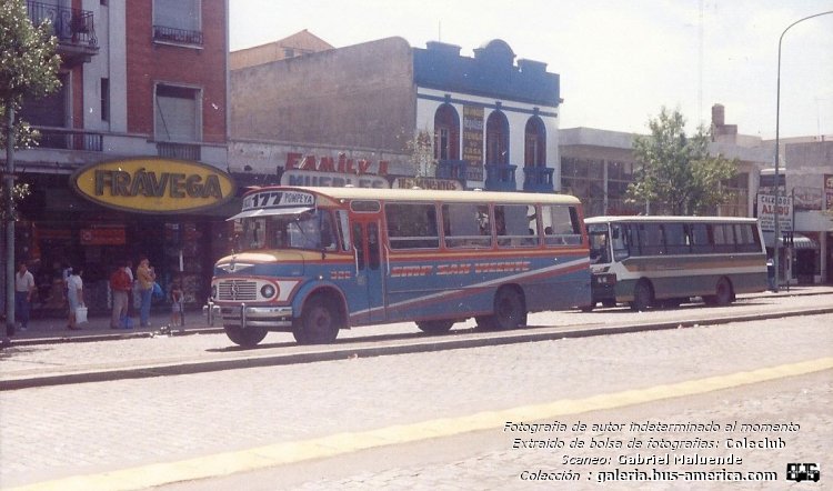 Mercedes-Benz LO 1114 - Ottaviano 9-85 - San Vicente
Línea 177 (Buenos Aires), interno 322

Fotógrafo: desconocido al momento
Extraído de bolsa de fotografías del Coleclub
Scaneo: Gabriel Maluende
Colección: www.bus-america.com
