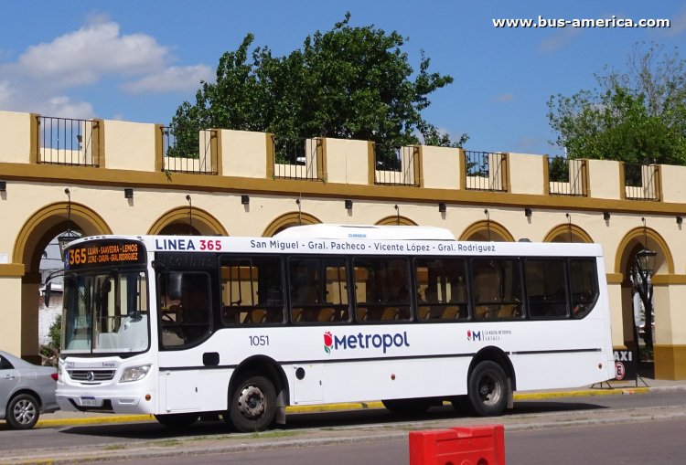 MBOF1621a-ItalbusBello_25-pba365i1051ah008AOc_1407-031025
