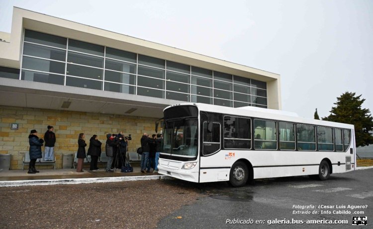 Mercedes-Benz OH 1618 L SB - Italbus Tropea - Vía 51
[url=https://bus-america.com/galeria/displayimage.php?pid=69185]https://bus-america.com/galeria/displayimage.php?pid=69185[/url]
[url=https://bus-america.com/galeria/displayimage.php?pid=69186]https://bus-america.com/galeria/displayimage.php?pid=69186[/url]

Línea 520 (Pdo. B.Blanca)

Fotografía: ¿Cesar Luis Aguero?
Extraído de: [url=https://infocabildo.com/desde-el-lunes-comenzara-a-funcionar-la-linea-520-al-aeropuerto-comandante-espora/]Info Cabildo .com[/url]
