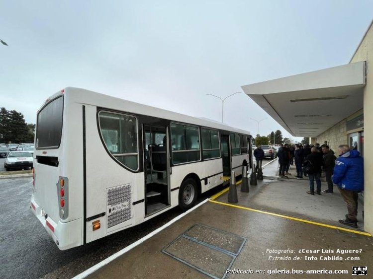Mercedes-Benz OH 1618 L SB - Italbus Tropea - Vía 51
[url=https://bus-america.com/galeria/displayimage.php?pid=69184]https://bus-america.com/galeria/displayimage.php?pid=69184[/url]
[url=https://bus-america.com/galeria/displayimage.php?pid=69185]https://bus-america.com/galeria/displayimage.php?pid=69185[/url]

Línea 520 (Pdo. B.Blanca)

Fotografía: ¿Cesar Luis Aguero?
Extraído de: [url=https://infocabildo.com/desde-el-lunes-comenzara-a-funcionar-la-linea-520-al-aeropuerto-comandante-espora/]Info Cabildo .com[/url]
