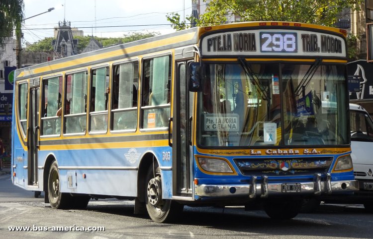 Mercedes-Benz OH 1618 L SB - Italbus Tropea - La Cabaña
JXR 910
[url=https://bus-america.com/galeria/displayimage.php?pid=68614]https://bus-america.com/galeria/displayimage.php?pid=68614[/url]
[url=https://bus-america.com/galeria/displayimage.php?pid=68615]https://bus-america.com/galeria/displayimage.php?pid=68615[/url]

Línea 298 (Prov.Buenos Aires), interno 303
