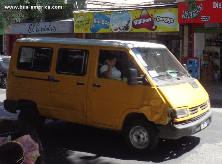 Renault Trafic - Línea Fuerte Apache
Línea Pte.Liniers-Fuerte Apache (Pdo.3 de Febrero)
