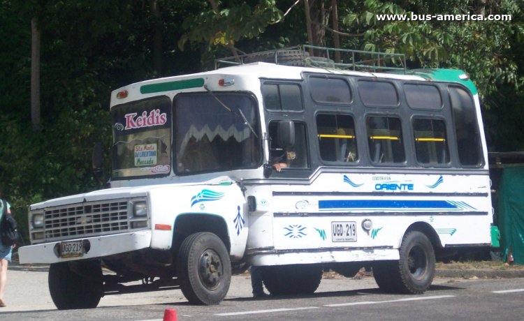 Chevrolet C 30 - Cootrans Oriente
UGD-219
[url=https://bus-america.com/galeria/displayimage.php?pid=51118]https://bus-america.com/galeria/displayimage.php?pid=51118[/url]

Cootrans Oriente (Santa Marta), unidad 25
