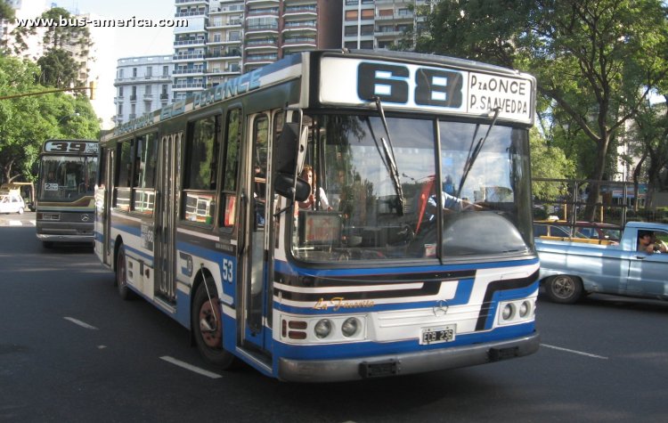 Mercedes-Benz OH 1115 L SB - La Favorita 58-01 - Ttes. Sesenta y Ocho
ECB 236

Línea 68 (Buenos Aires), interno 53
