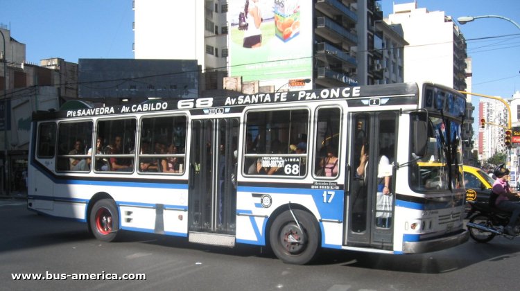 Mercedes-Benz OH 1115 L SB - La Favorita 60-01 - Ttes. Sesenta y Ocho
Línea 68 (Buenos Aires), interno 17
