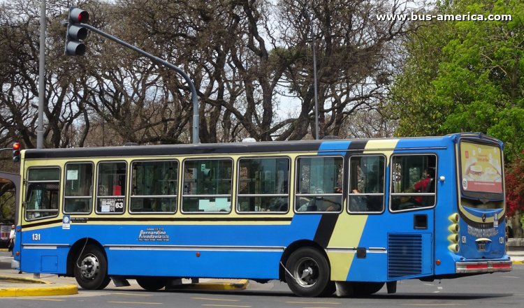 Mercedes-Benz OH 1618 L SB - La Favorita Favorito GR 84/2010 - Bernardino Rivadavia
JMZ 651
[url=https://bus-america.com/galeria/displayimage.php?pid=67115]https://bus-america.com/galeria/displayimage.php?pid=67115[/url]
[url=https://bus-america.com/galeria/displayimage.php?pid=67116]https://bus-america.com/galeria/displayimage.php?pid=67116[/url]

Línea 63 (Buenos Aires), interno 131
