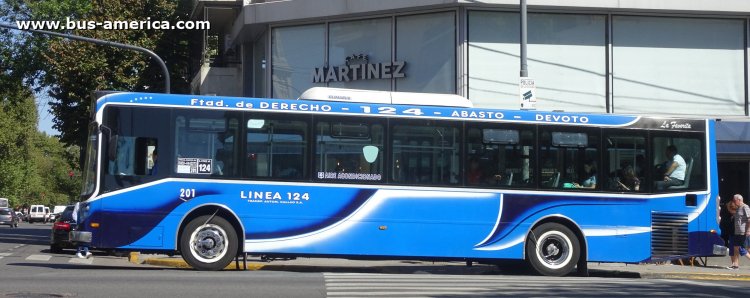 Mercedes-Benz OH 1721 L SB - La Favorita Favorito GR 96/2016 - T.A.Callao
AE 819 AZ
[url=https://bus-america.com/galeria/displayimage.php?pid=64212]https://bus-america.com/galeria/displayimage.php?pid=64212[/url]

Línea 124 (Buenos Aires), interno 201
