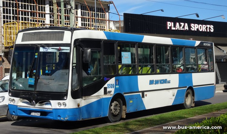 Agrale MA 17.0 - Nuovobus Menghi Euro - Emp. San Vicente
AD 023 KA
[url=https://bus-america.com/galeria/displayimage.php?pid=56462]https://bus-america.com/galeria/displayimage.php?pid=56462[/url]

Línea 370 (Pcía. Buenos Aires), interno 5509
