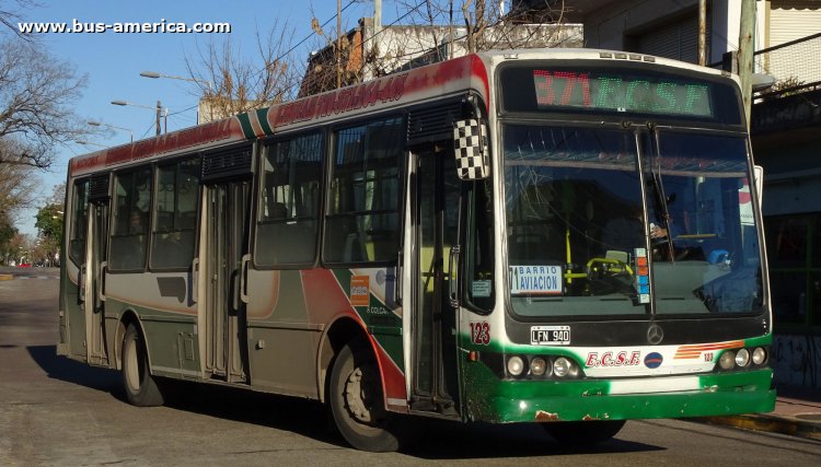 Mercedes-Benz OH 1618 L SB - Nuovobus - ECSF
LFN 940

Línea 371 (Prov. Buenos Aires), interno 123



Archivo originalmente posteado en agosto de 2018
