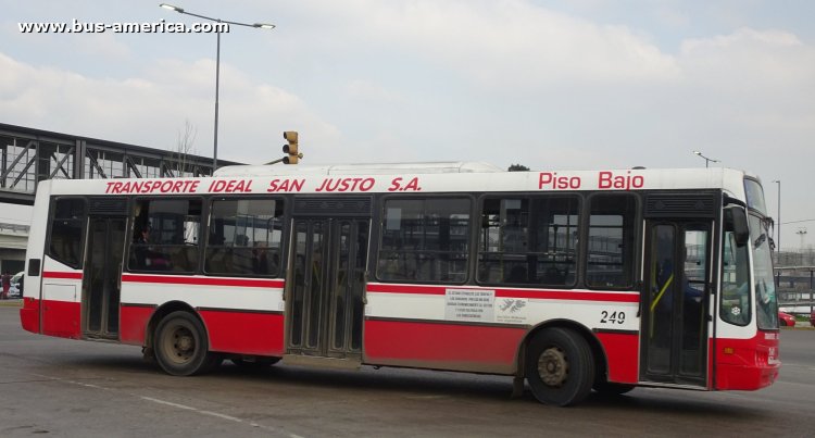 Mercedes-Benz OH 1618 L SB - Nuovobus PH0018 - Transporte Ideal San Justo
Línea 621 (Pdo.La Matanza), interno 249
