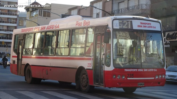 Mercedes-Benz OH 1718 L SB - Nuovobus PH - Transporte Ideal San Justo
KJB 251

Línea 621 (Pdo. La Matanza), interno 235
