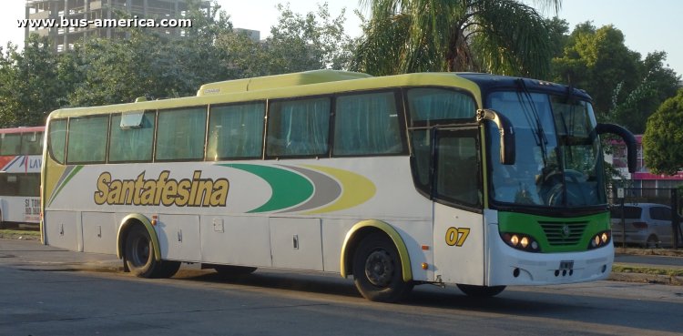 Volkswagen 17.210 OD - Sudamericanas F 50 320 - Cía. Santafesina
LVE 814
[url=https://bus-america.com/galeria/displayimage.php?pid=45994]https://bus-america.com/galeria/displayimage.php?pid=45994[/url]
[url=https://bus-america.com/galeria/displayimage.php?pid=61608]https://bus-america.com/galeria/displayimage.php?pid=61608[/url]

Cía. Santafesina (Prov. Sta. Fe), interno 07
