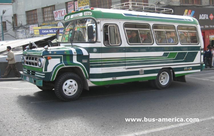Dodge D-400 - Fameca - l�nea 34 de La Paz
