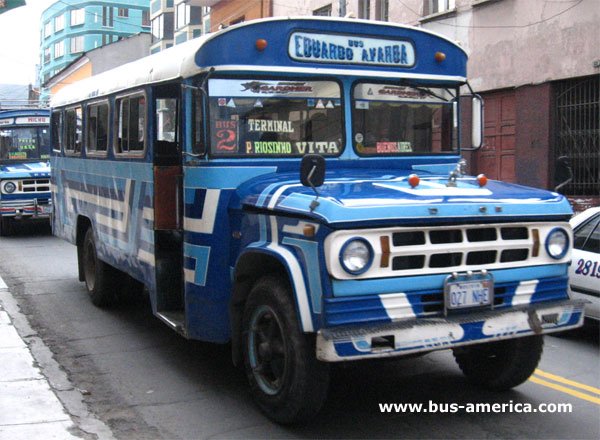 Dodge
Si es originalmente una carrocera de norte amercia habria que mover esta foto asi alli. Pero no tenemos certeza de ello
