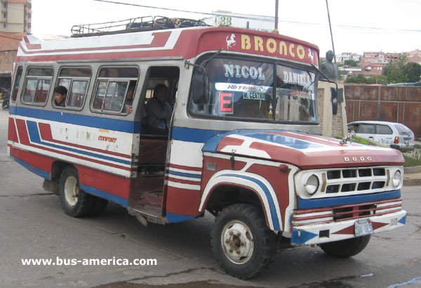 Dodge D-400 - Lnea E de Sucre
