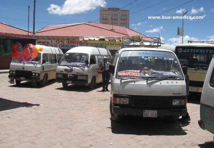 Nissan Caravan Homy - lnea Potos-Miraflores
