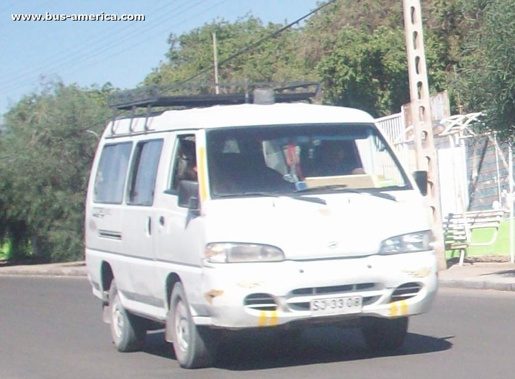 Hyundai 12 DLX 2.5 (en Chile) - Paraíso del Desierto
SJ-33-08
