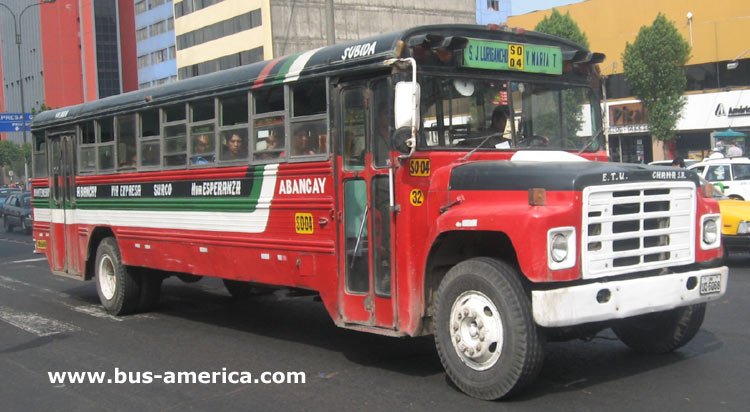 International S 1700 - Wayne (en Perú) - Chama
Línea SO 04 (Lima), unidad 32
