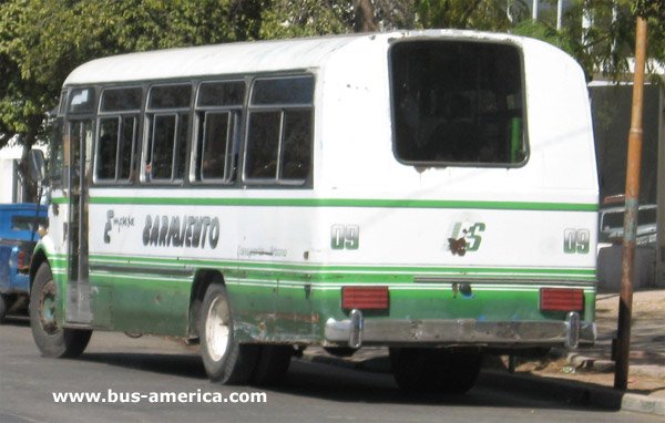 Mercedes-Benz LO 1114 - El Indio Campeón 2776 - Sarmiento

