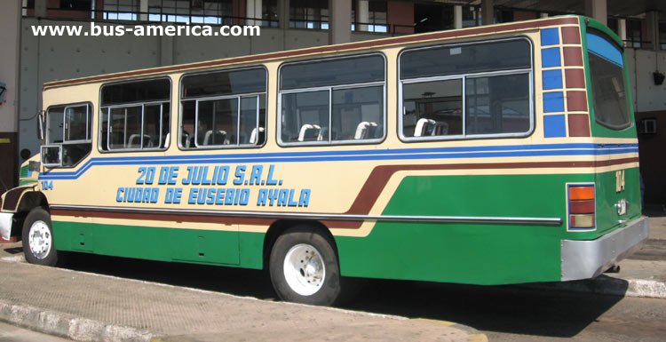 Mercedes Benz L - Moreno - 20 de Julio
