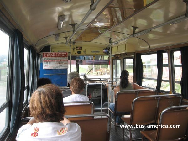 Mercedes Benz L 1113/483 - CUTCSA Banda Oriental Montevideano - Coopay
Puede verse mas informacin sobre esta carrocera en la nota de Arturo Aguerre http://www.busarg.com.ar/may08_banda.htm
