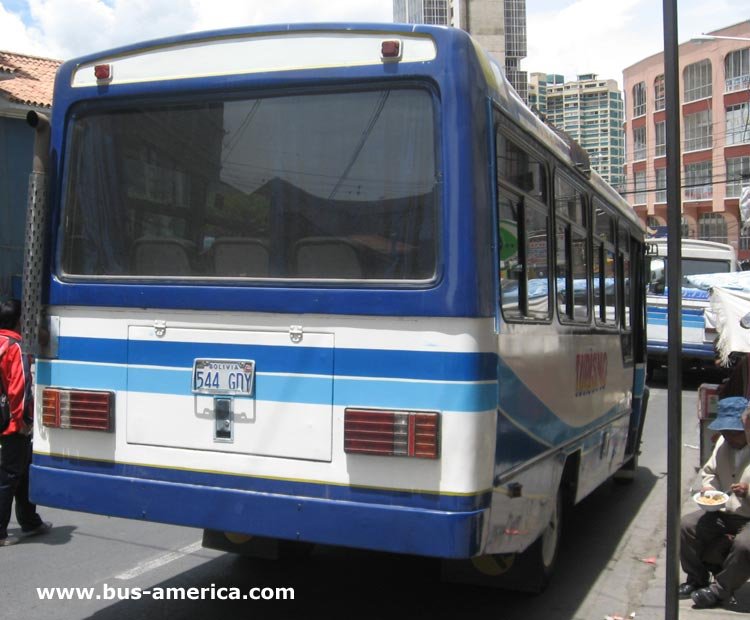 Mercedes Benz LO - l�nea 144 de La Paz
