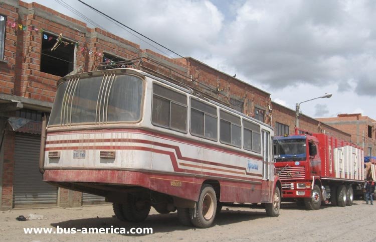Mercedes Benz LO 1114 - El Detalle (en Bolivia)
