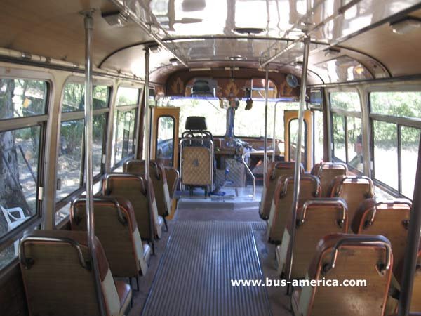 Mercedes Benz LO 1114 - Fram - El Libertador - l�nea 502 de Azul
