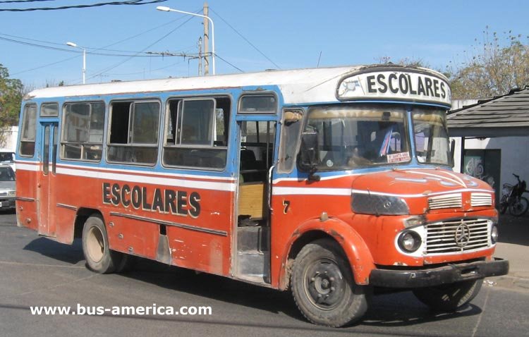 Mercedes Benz LO 1114 - La Favorita 8-86
