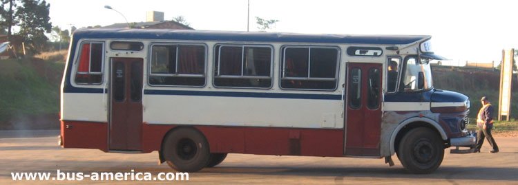 Mercedes Benz LO 1114 - Ottaviano - Expreso Muller
Colectivo que conserva los colores su anterior empresa Expreso Villa Galicia-San Jos� (EVG)
