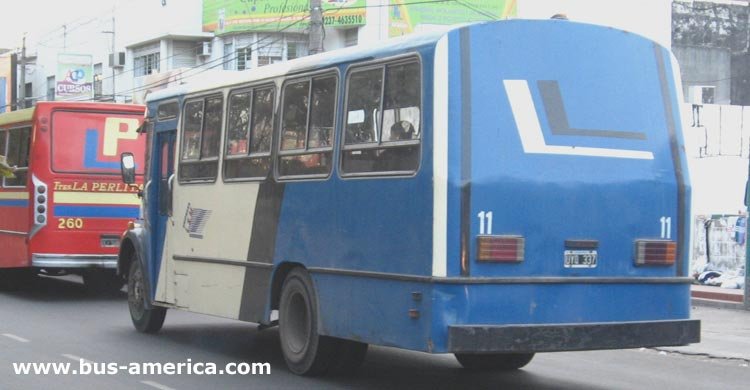 Mercedes Benz LO 1114 - Ottaviano 10/85 - Libertador San Mart�n

