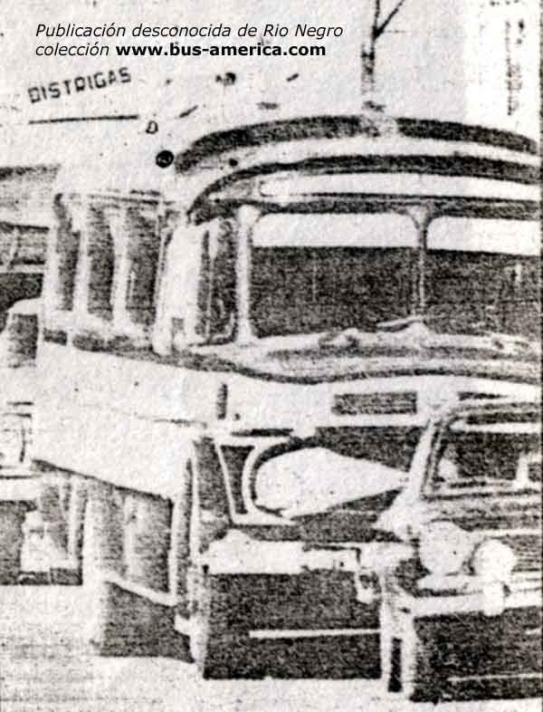 Mercedes Benz LO 111x - Colonnese
Fotografia de publicacion desconocida de la provincia de Río Negro 
