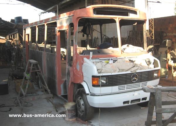 Mercedes Benz L 711 - El 14
Talleres de El 14
