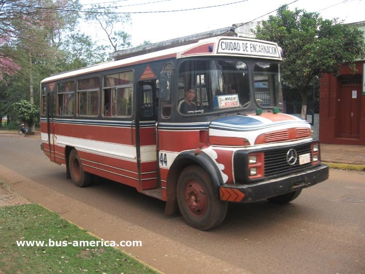 Mercedes-Benz L - Davalos - Ciudad de Encarnación
