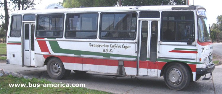 Mercedes-Benz OC 1214 - El Detalle - La Fé de Luján
